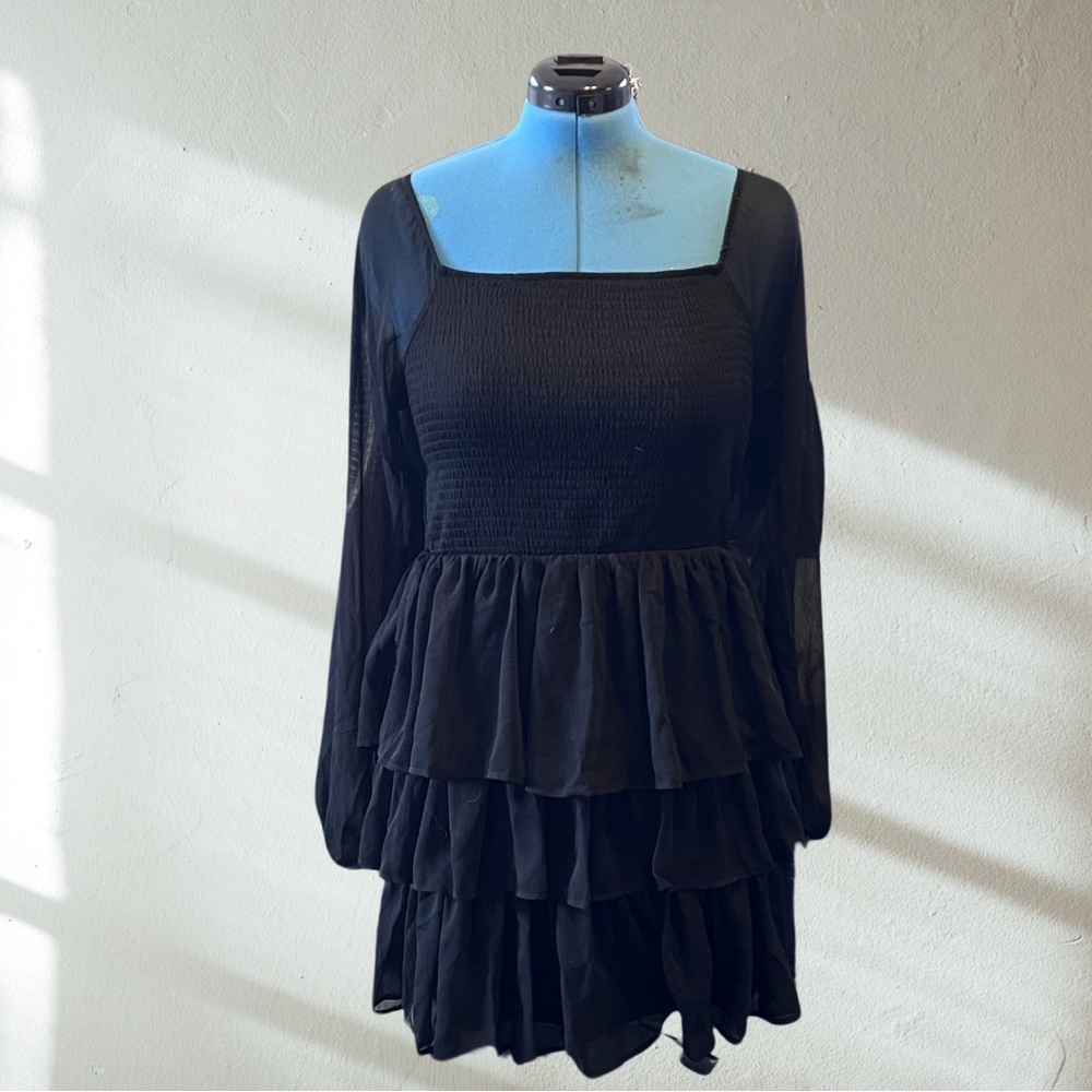 MADDEN NYC Sheer Ruffled Dress | XL